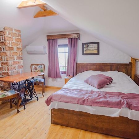 Apartment In Antique Museum Filip ビトラ エクステリア 写真