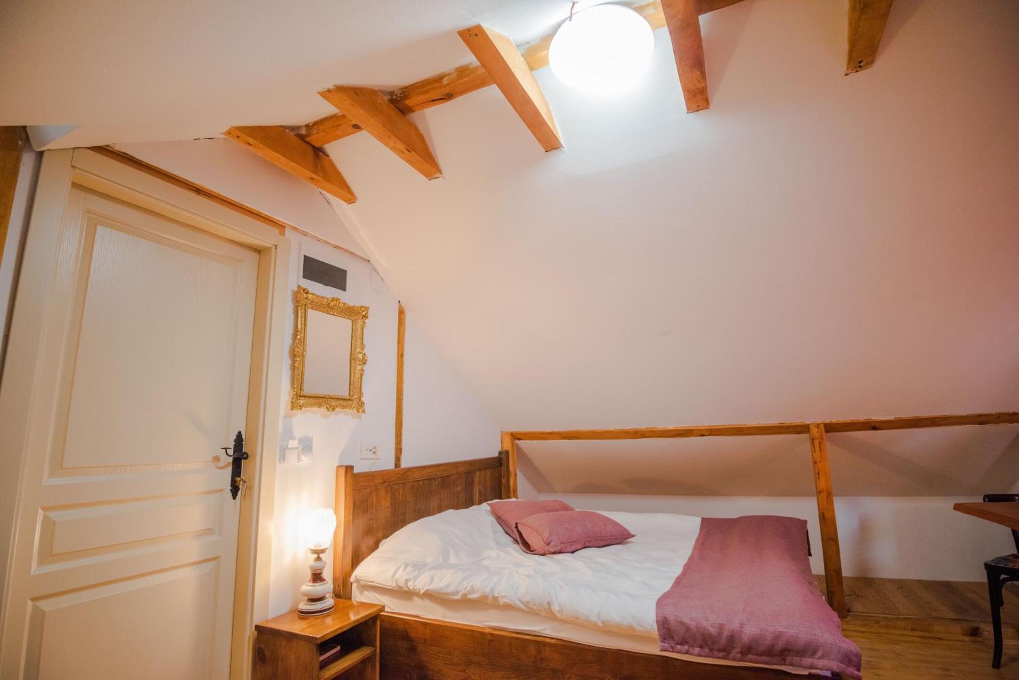 Apartment In Antique Museum Filip ビトラ エクステリア 写真