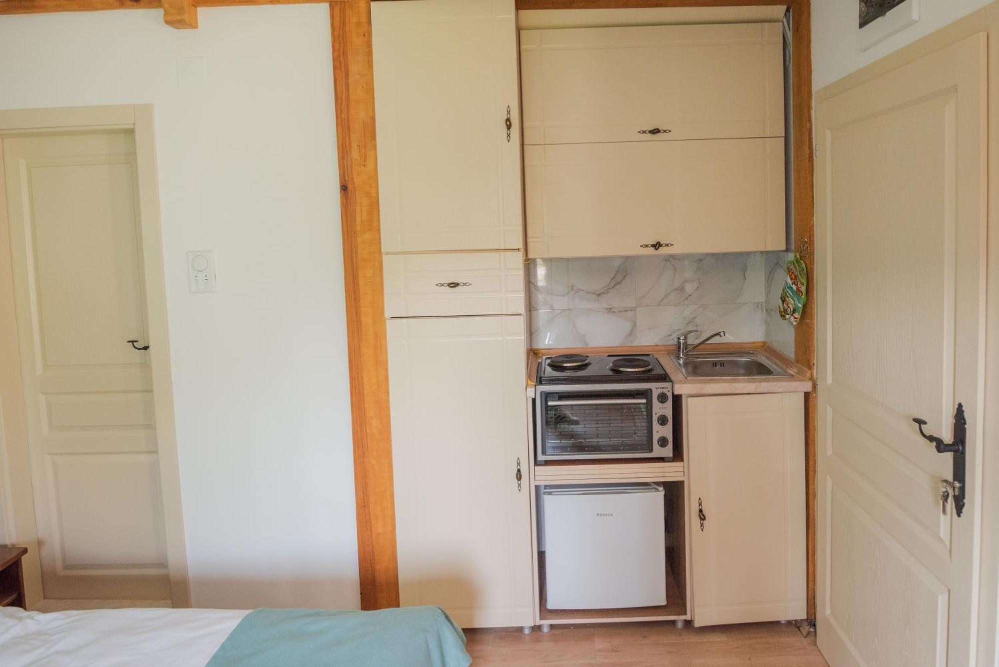 Apartment In Antique Museum Filip ビトラ エクステリア 写真